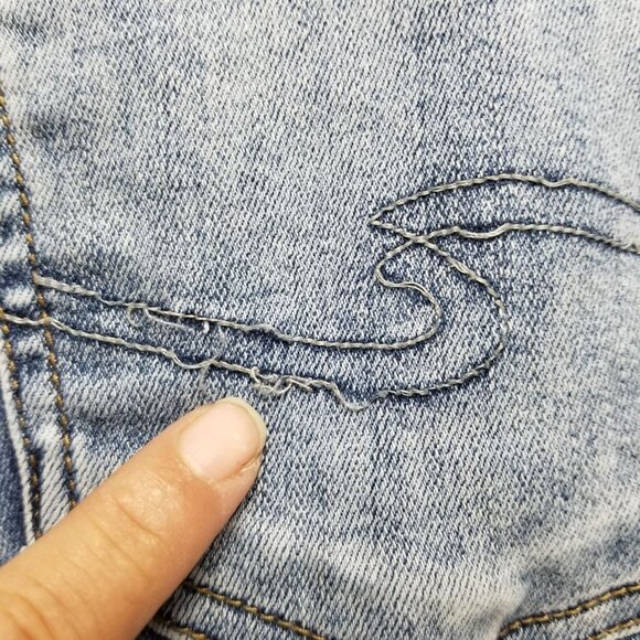 Silver Jeans Womens 31 Calley Skinny Mid Rise 25" Crop Shaping Frayed Hem *Read* - Picture 12 of 16